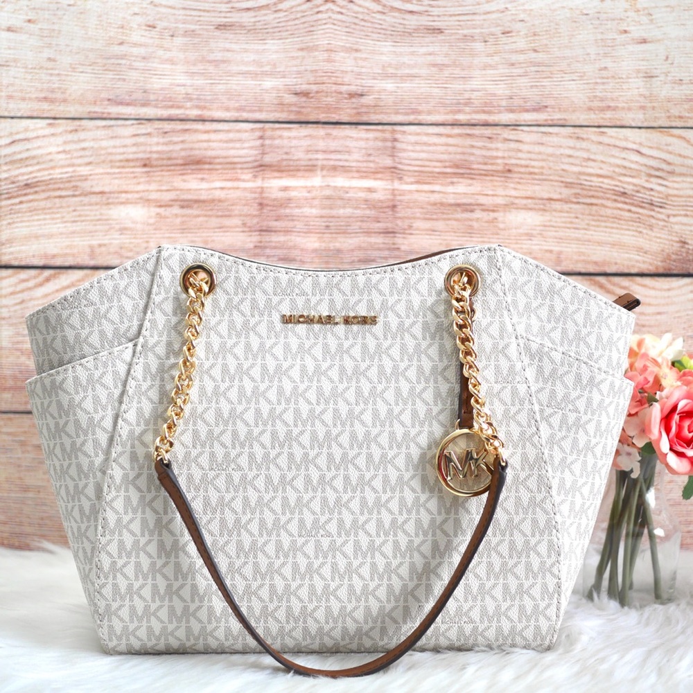 ♥️SALE♥️🏖Michael Kors Large Chain Tote